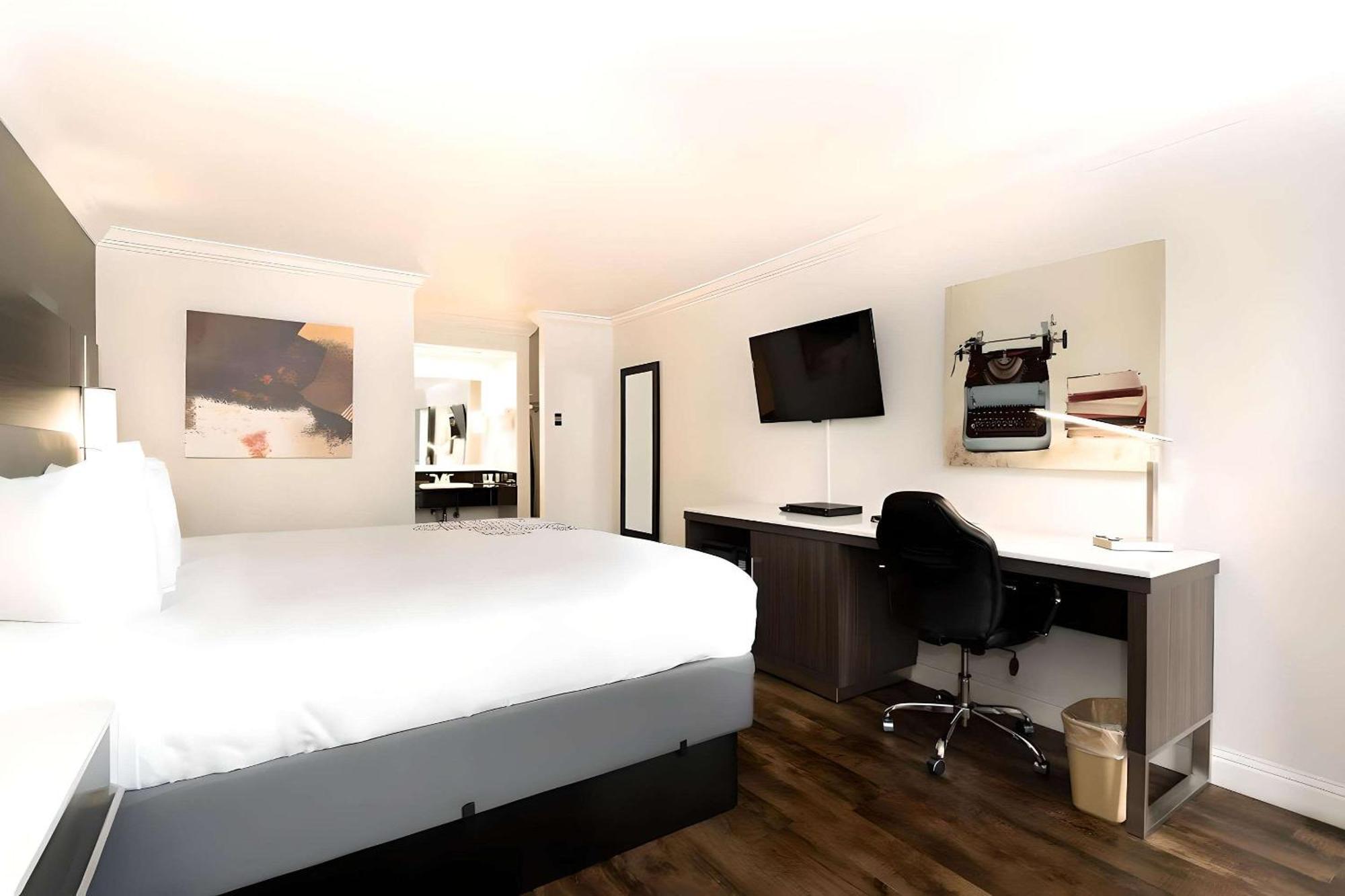 Rodeway Inn San Jose Hwy-101 Tully Rd Exit Exteriör bild